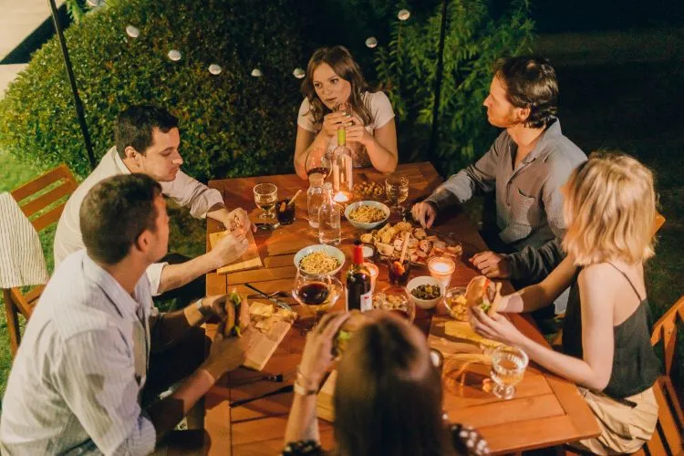 Soirée spéciale anecdotes autour d'un apéro